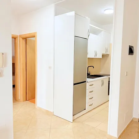 Appartement Sea View In With Private Parking