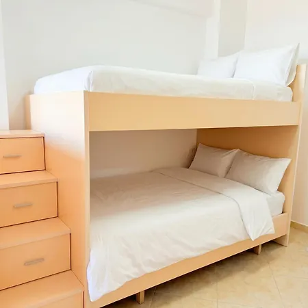 Sea View In With Private Parking Appartement Durrës