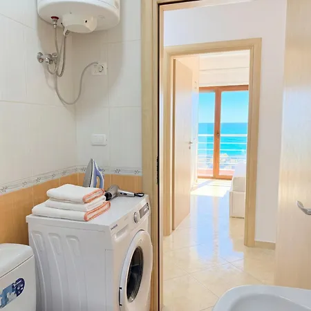 Sea View In With Private Parking Durrës